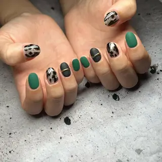 ネイル 𝐫𝐚𝐢 𝐧𝐚𝐢𝐥の眉毛・アイブロウイメージ