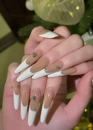 ネイル Oomiya 服部のネイルデザイン