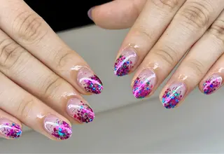 ネイル AngelChris ビューティーサロンのネイルデザイン