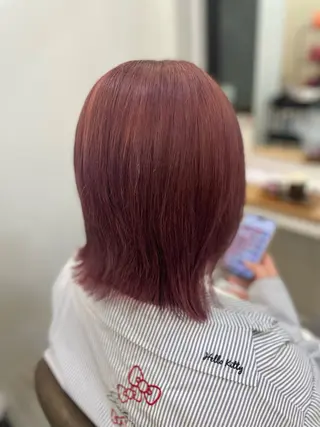 ミディアム カラー 山下 柚奈のヘアスタイル