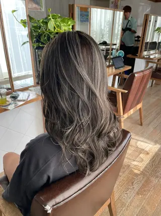 ロング カラー 🍑宮川 愛菜🍑のヘアスタイル