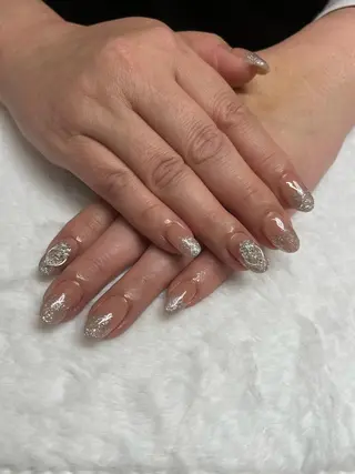 ネイル nail.salon .Reversalのネイルデザイン