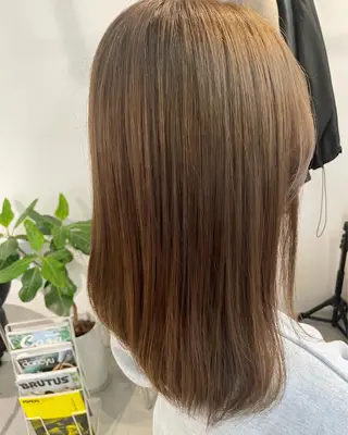 セミロング カラー fit/ madokaのヘアスタイル