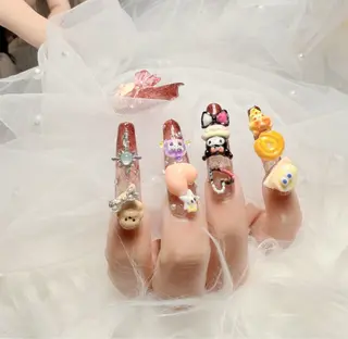 ネイル Lina nail所属・Lunaa 池袋のネイルデザイン