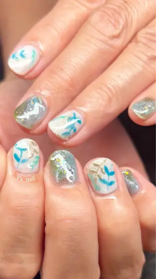 ネイル 手書きが得意🖌️ Y’s  nailのネイルデザイン