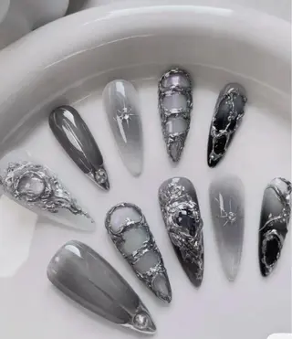 ネイル Kawaii Nail Salon所属・YURI NAIL NARITAのネイルデザイン