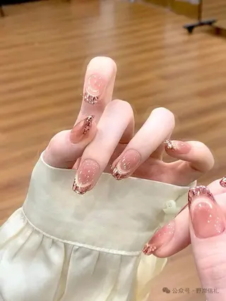 ショート 高橋 日向のネイルデザイン