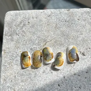 ネイル LETTER_& SAKIのネイルデザイン