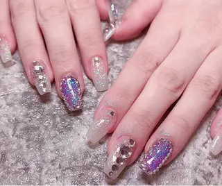 ネイル えくにゃん所属・AMAGASAKI LISAのネイルデザイン