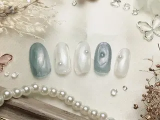 ミディアム プティリボン 武蔵小金井店のネイルデザイン