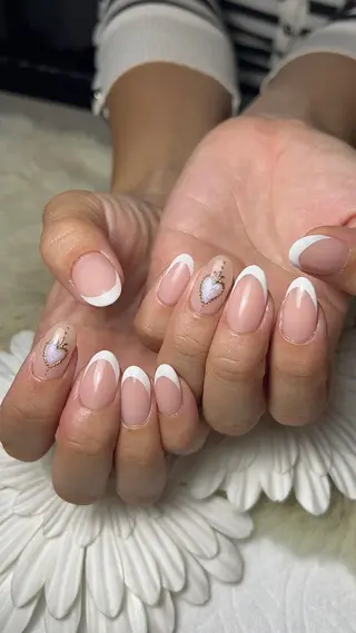 ネイル Yakko pas á pasのネイルデザイン