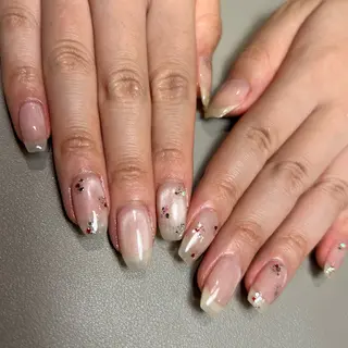 ネイル 石田 明日香のネイルデザイン