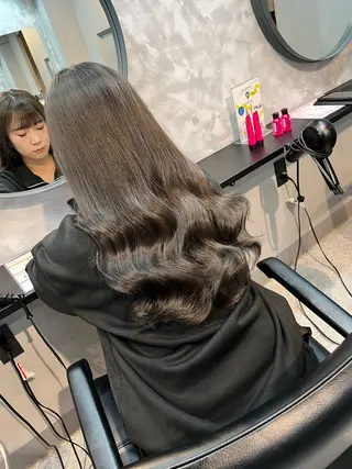 ロング 濱川響太レディース カットモデルのヘアスタイル