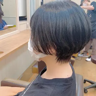 ショート NUMBER_ ユイナのヘアスタイル