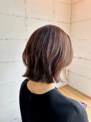 ショート やりすぎないパーマ ニュアンスパーマのヘアスタイル