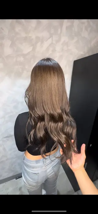 ロング 👑ツヤブリーチ特化 👑おうた👑のヘアスタイル