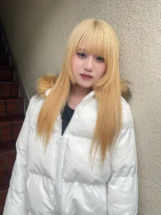 ロング カラー カットモデル/ ハイトーン/ゆうあのヘアスタイル