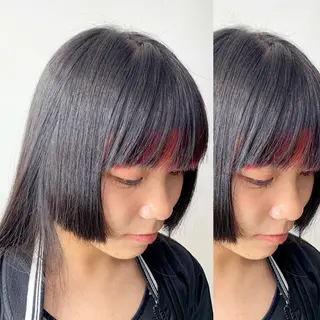 セミロング カラー JuNブリーチに 縮毛矯正するプロのヘアスタイル