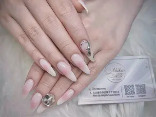 ネイル Akiko ネイルサロン所属・AKIKO ネイルサロンのネイルデザイン