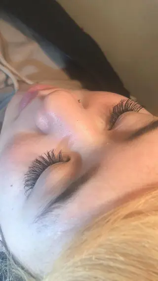 マツエク・マツパ Likkle More【リコモ】のネイルデザイン