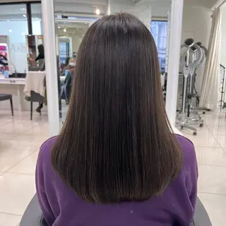 セミロング カラー 【センターパート/ マッシュ】ryokaのヘアスタイル