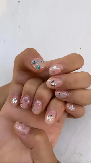 ネイル nailsalon　hue所属・小山 羽奈のネイルデザイン