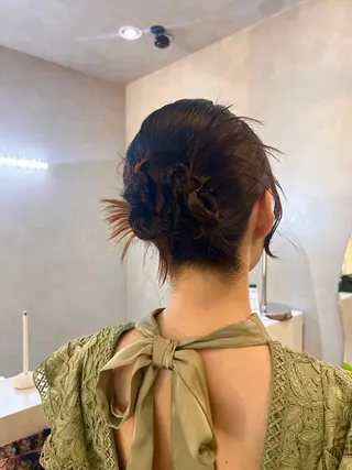 ミディアム ヘアアレンジ COMOREVI hair salon所属・KANA🌿透明感/ レイヤーcut🌿のヘアスタイル