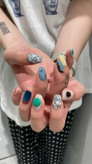 ネイル カンナ【Y2Kネイル /コーンロウ】のネイルデザイン