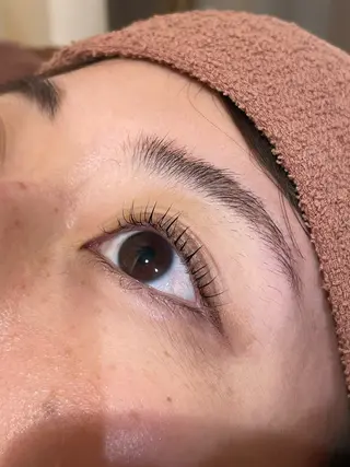 マツエク・マツパ 桑田 新菜のヘアスタイル