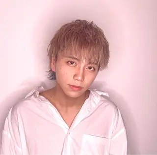 メンズ 蜂須賀🐝縮毛矯正 ストレートパーマのヘアスタイル