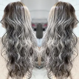 ロング カラー ヘアアレンジ 髪質改善×ハイトーン 中田啄也のヘアスタイル