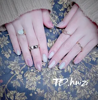 ミディアム めぐみのネイルサロン 惠のネイルデザイン