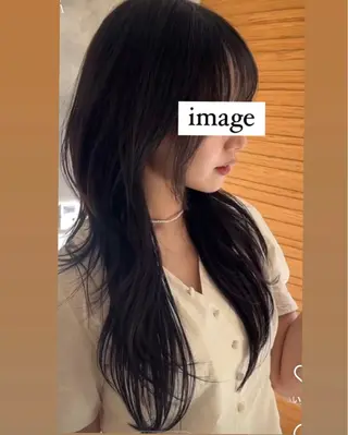 ロング 韓国リアルハッシュ レイヤーカットのヘアスタイル