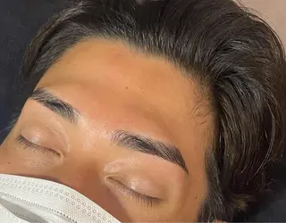 アイブロウ メンズアイブロウサロンDOPE新宿南口店所属・👑DOPE 新宿南口店👑の眉毛・アイブロウイメージ