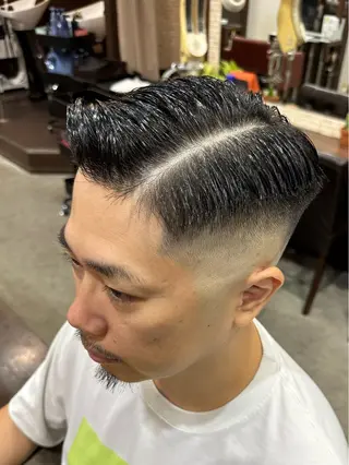 メンズ アダチ コウスケのヘアスタイル