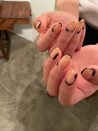 ネイル SALON VILLAGE AOYAMA 2nd.所属・NAKAMURA HARUKAのネイルデザイン