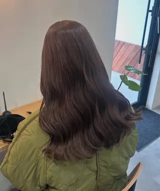 ロング カラー 濱﨑 璃乃のヘアスタイル