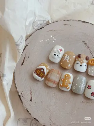 ネイル 高木 維麗絲のネイルデザイン