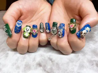 ネイル Piacere所属・Piacere 絵美のネイルデザイン