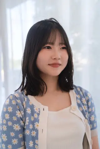 ミディアム 瀬長なおみ U too e'sのヘアスタイル