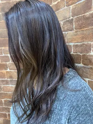 セミロング カラー 髪質改善/縮毛矯正 ツヤ髪🩷さつきのヘアスタイル