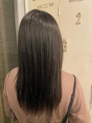 ロング スギ リンカのヘアスタイル