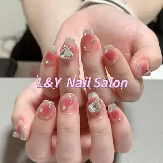 ネイル L&Y Nail🎀 思雪のネイルデザイン