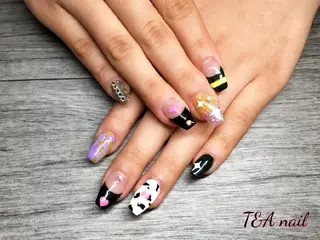 ミディアム ネイル T&A nailのネイルデザイン
