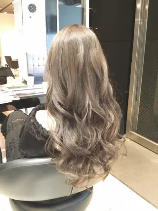 ロング カラー bathair  所属・bathair 持田侑祐のヘアスタイル