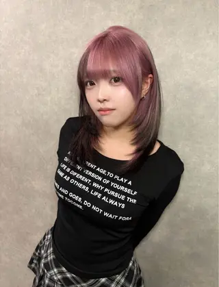 ミディアム REDEAL ope. 大宮所属・がわ/ハイレイヤー /ハイトーンカラーのヘアスタイル