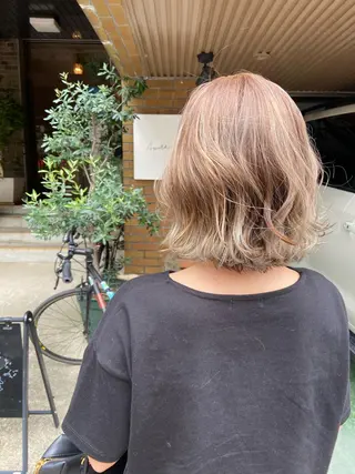 ショート カラー 田中 あやなのヘアスタイル