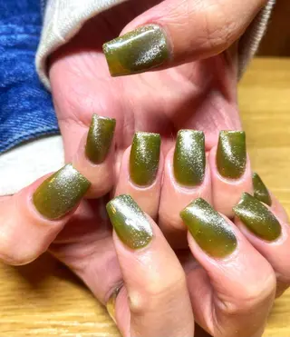 ミディアム GG houseのネイルデザイン