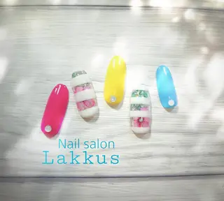 ネイル Lakkus T－Mのネイルデザイン
