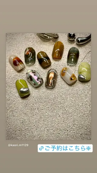ショート m kaori𓃟のネイルデザイン